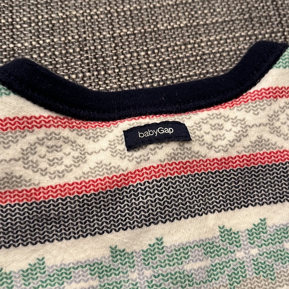 Baby Gap Sleeper - Picture 4 of 5